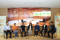 鞭策社会共治从“参取”“共